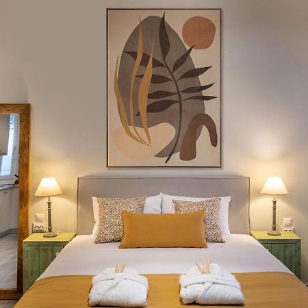 Grammata Suites Ermoupoli Bagian luar foto