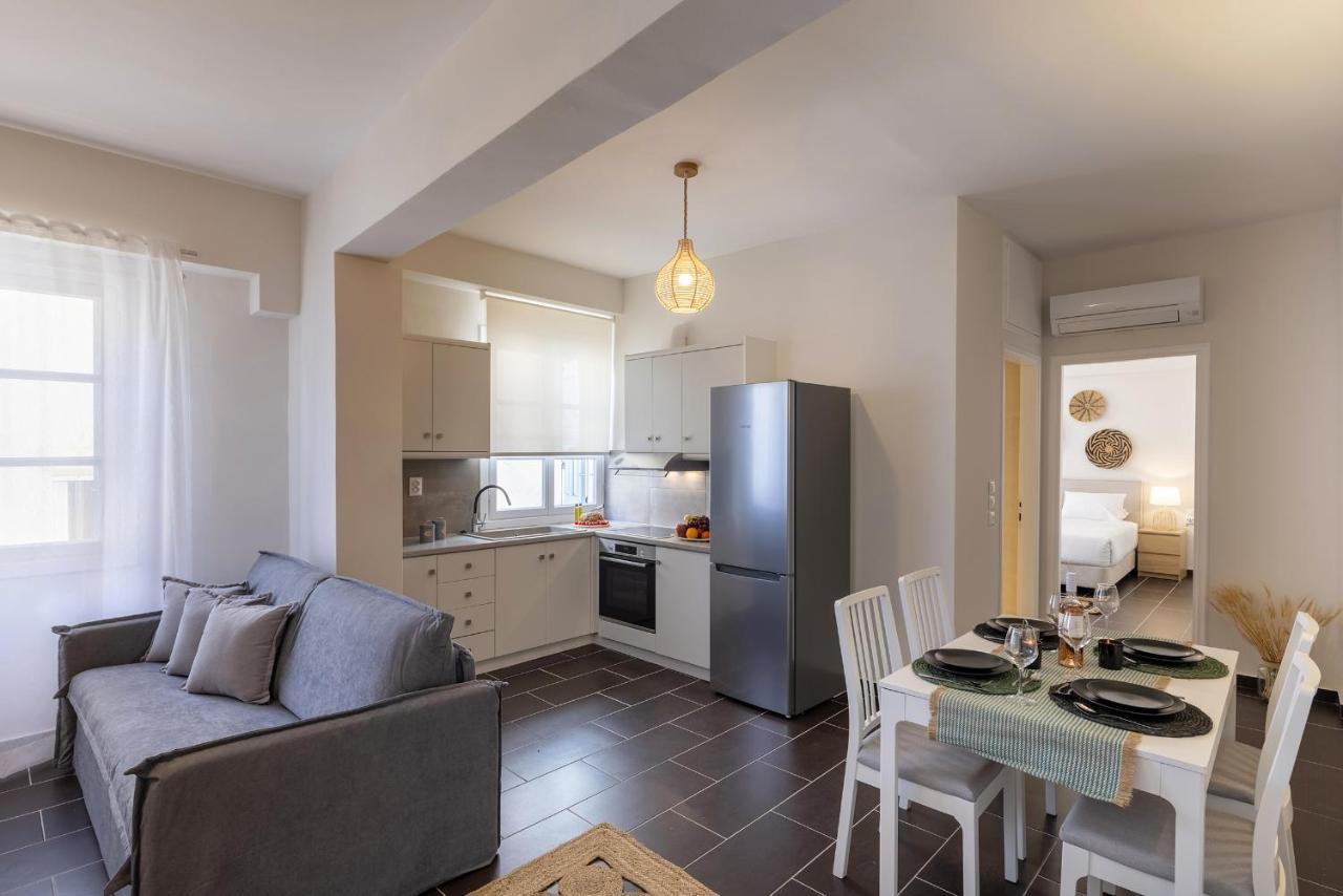 Grammata Suites Ermoupoli Bagian luar foto