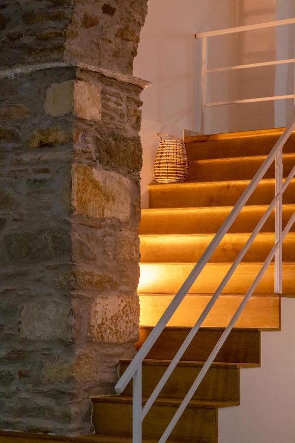 Grammata Suites Ermoupoli Bagian luar foto