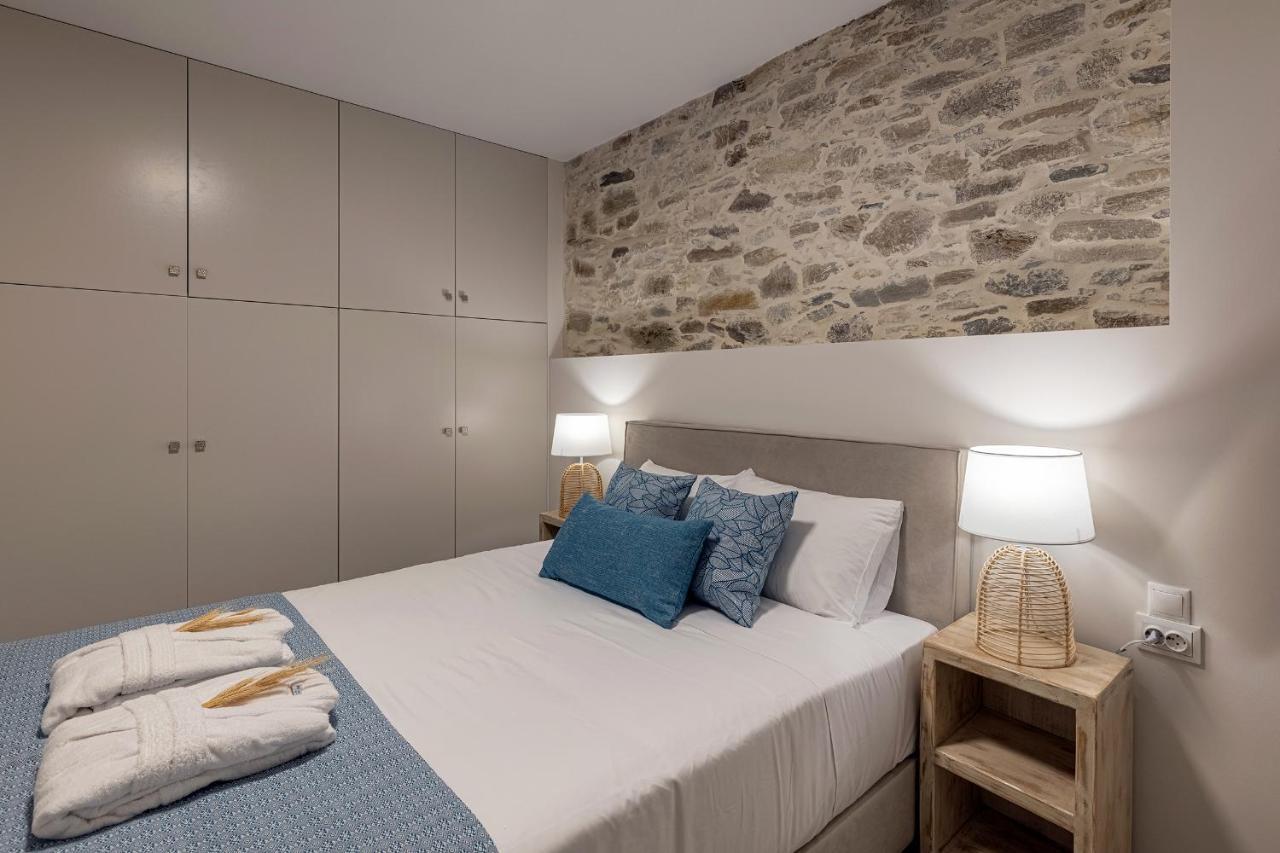 Grammata Suites Ermoupoli Bagian luar foto
