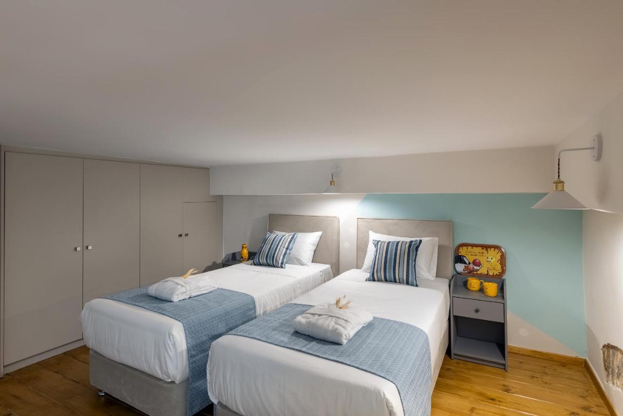 Grammata Suites Ermoupoli Bagian luar foto