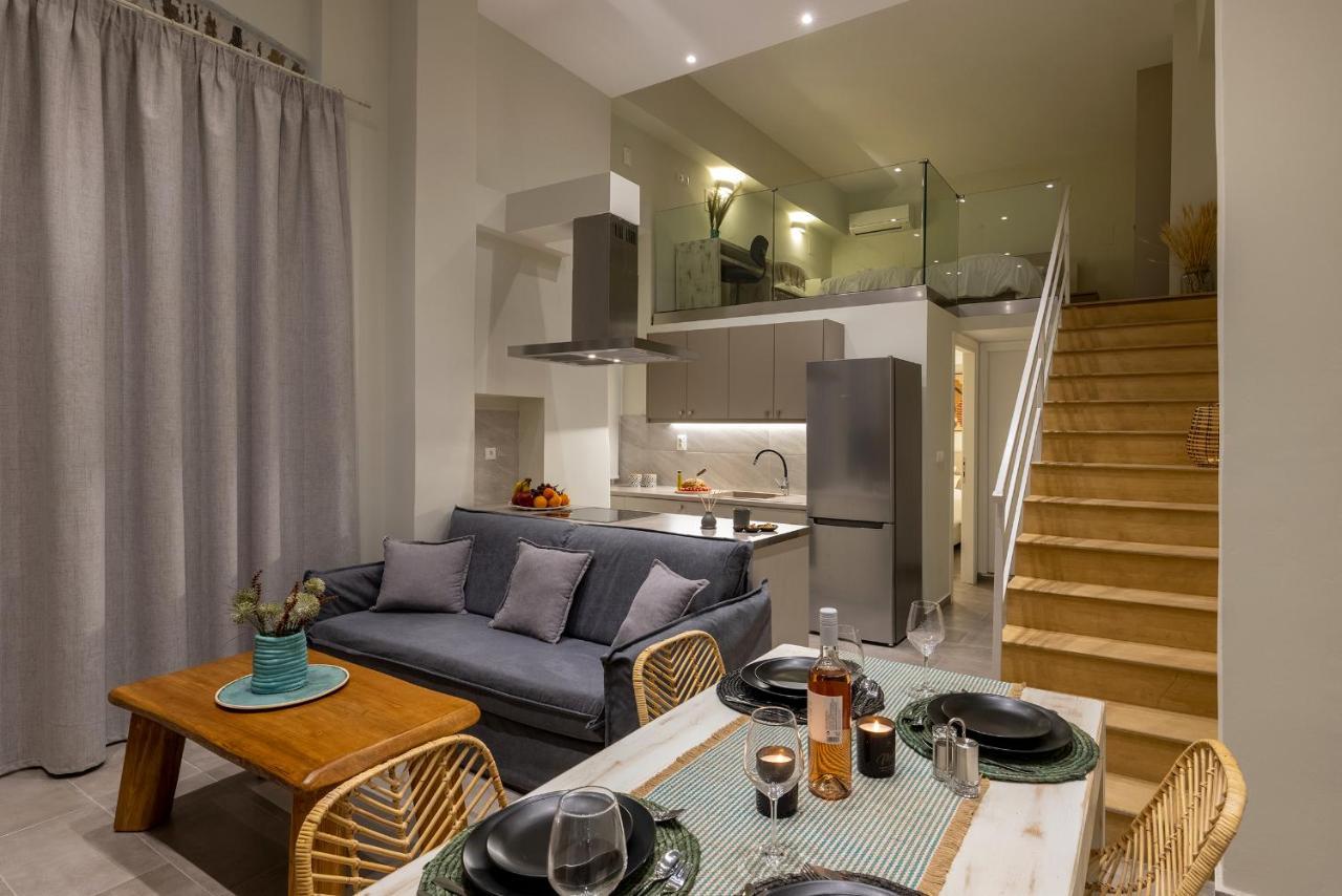 Grammata Suites Ermoupoli Bagian luar foto