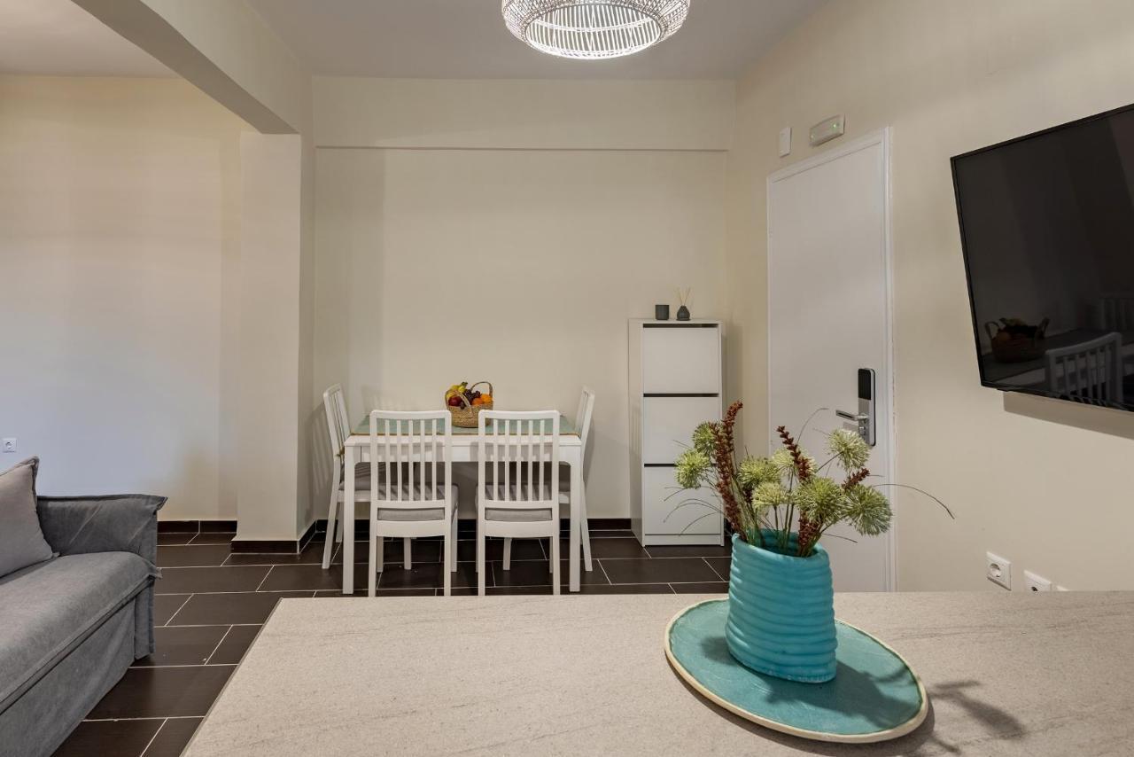 Grammata Suites Ermoupoli Bagian luar foto