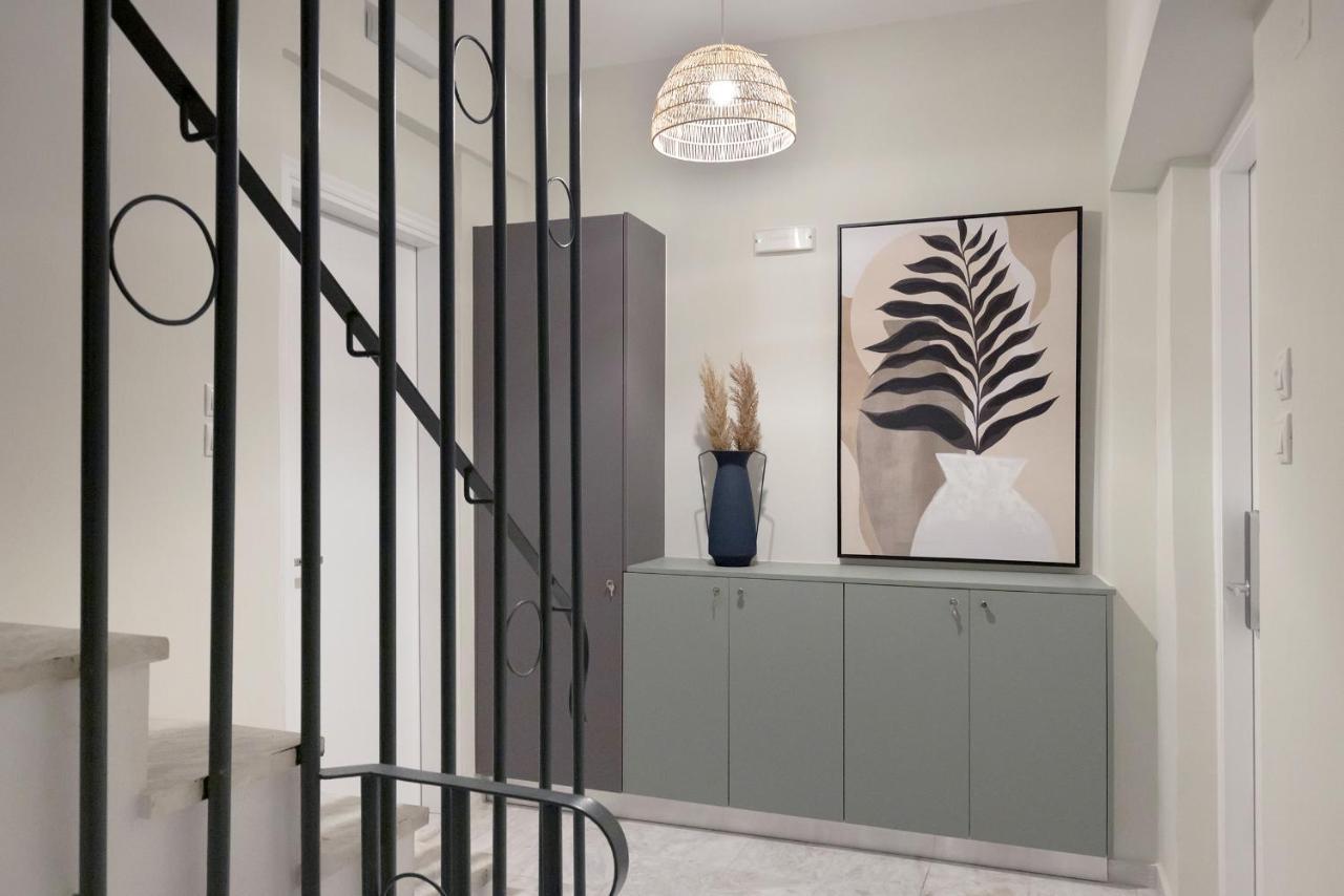 Grammata Suites Ermoupoli Bagian luar foto